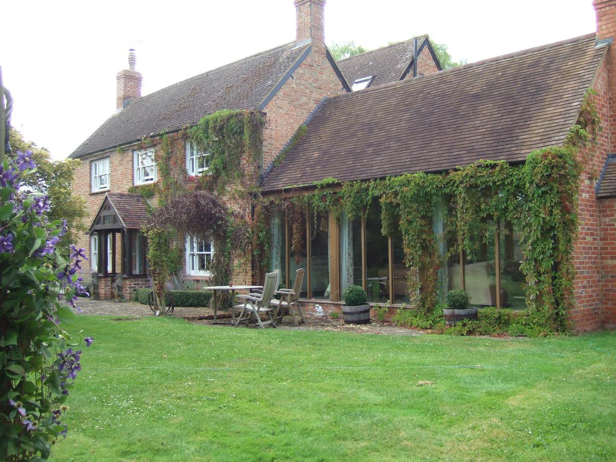 Lime Trees Farm Bed & Breakfast Bicester Exterior photo